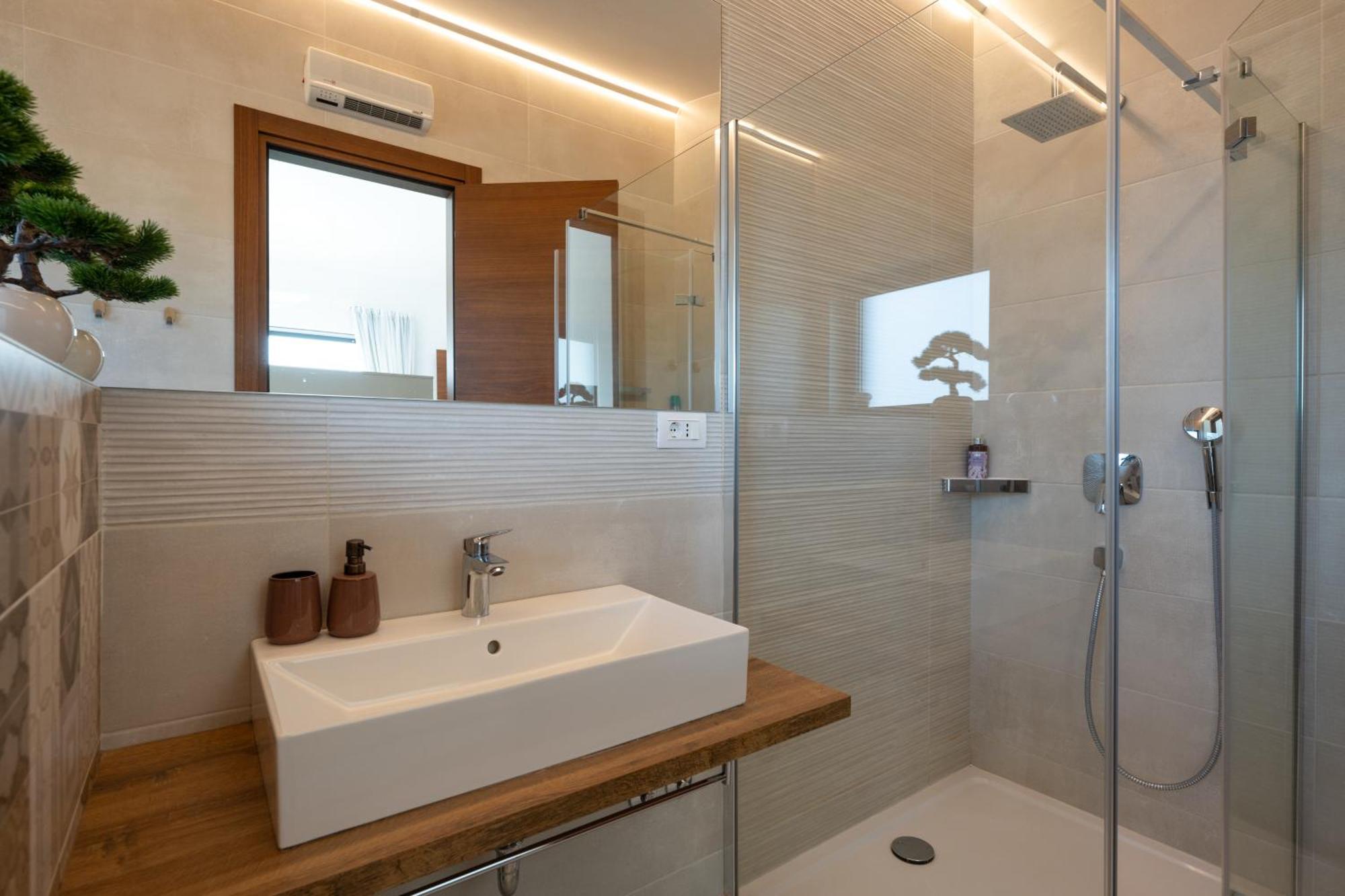 Martincic Residence - 5 Stars Luxury With Pool Heating On 4000M2 Rakalj المظهر الخارجي الصورة